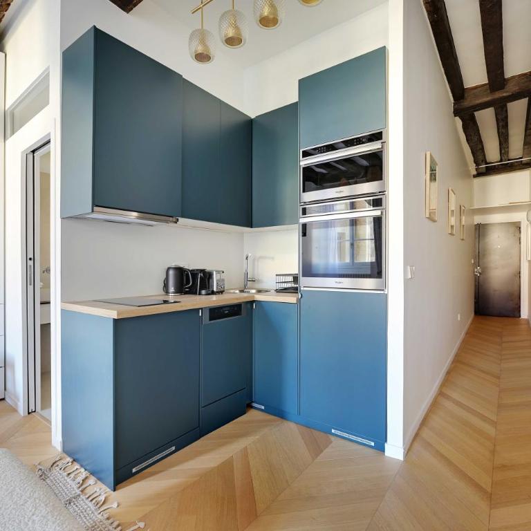 Authentic studio - 2P - Hôtel de Ville - Appartement - 6