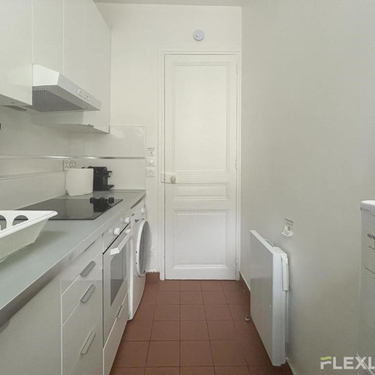 Bright and Charming 2-Bedroom in the Heart of the 5th - Appartamento - 18