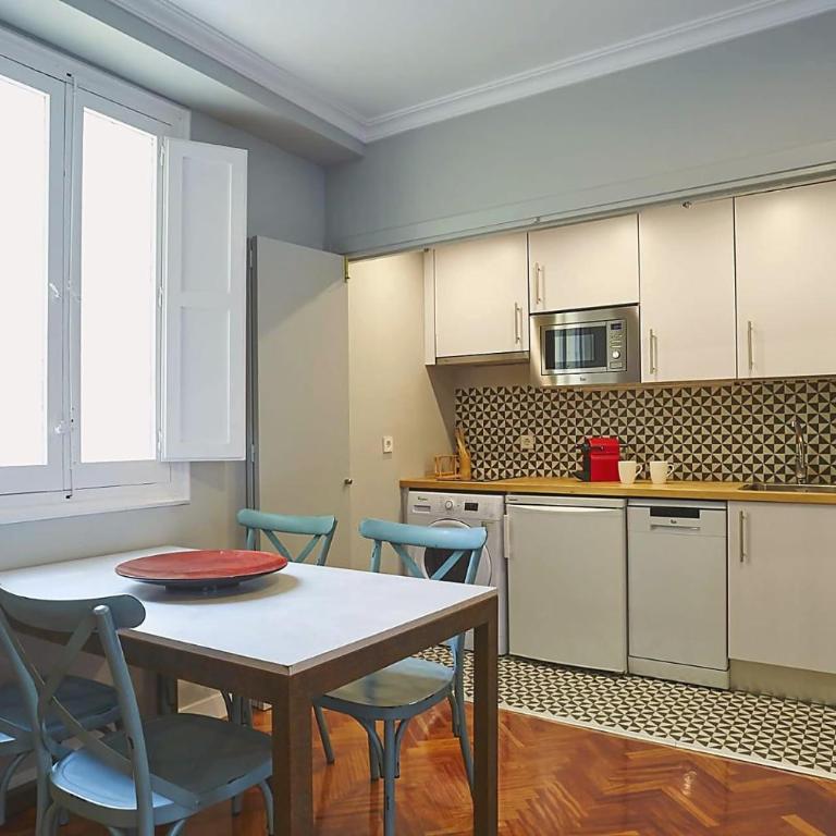 Apartamento V Alcalá-Retiro. Ideal parejas - Apartamento - 5