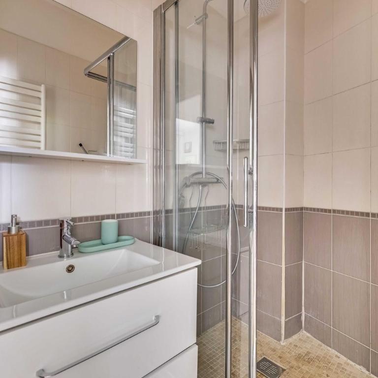 Charming Apartment 2BR 4P - Saint-Denis - Apartamento de 2 dormitorios - 16