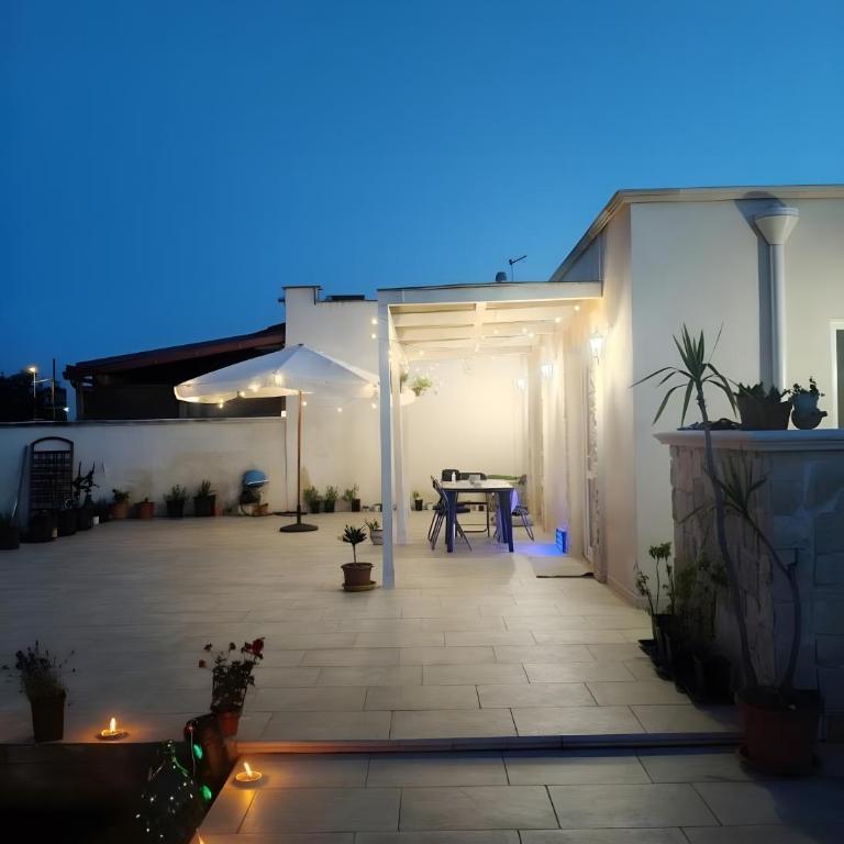 Villa Regina - Villa with Garden View - 7
