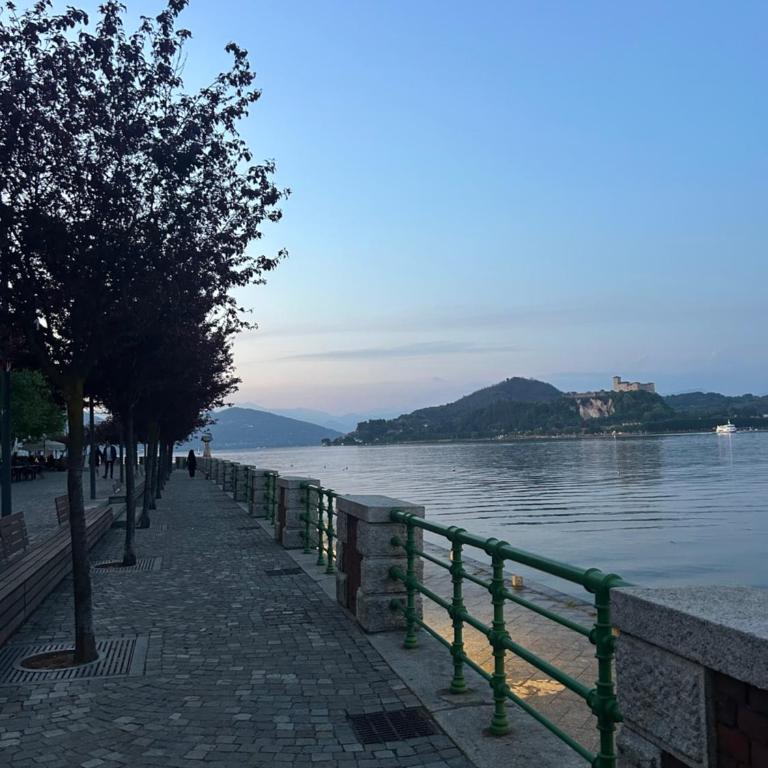 Perla sul Lago - LuxuryApartment - Arona centre - Appartamento con 3 Camere da Letto - 29