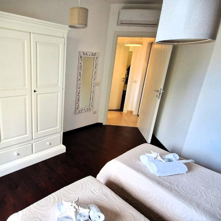 Mediterranean Apartment Pool & Parking - Appartamento - 13