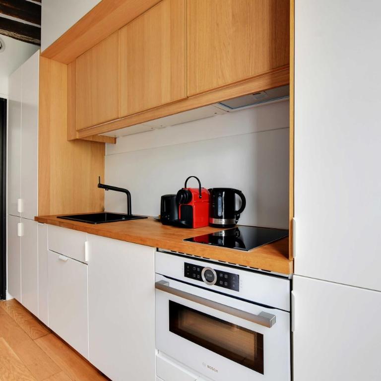 Charming studio A C - 2P - Le Marais - Appartement - 2