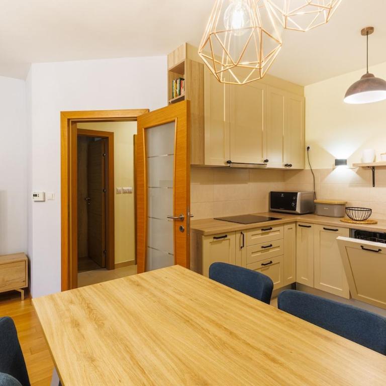 Cozy & fully equipped apt in center of Sarajevo - Room #1621262301 - 8