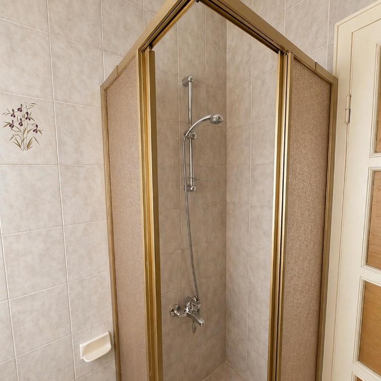 Ca' Radiosa - Via Guide Alpine - Apartamento de 3 dormitorios con balcón - 6