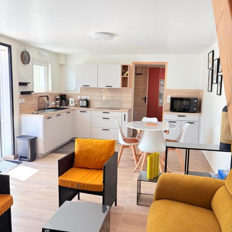 St Cyprien charmante maison et bel exteerieur ensoleille - Vacation Home - 4