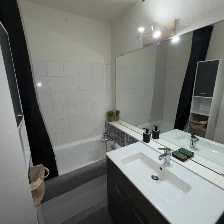 Studio ski aux pieds Le Corbier73300 Villarembert - Appartement 1 Chambre - 8