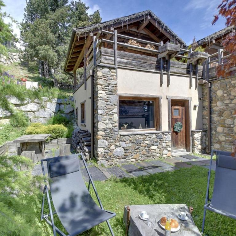 Chalets Collection Greniers D'Alpages - Les Chalets Secrets - Chalet Alnitak de 38 m² - 2