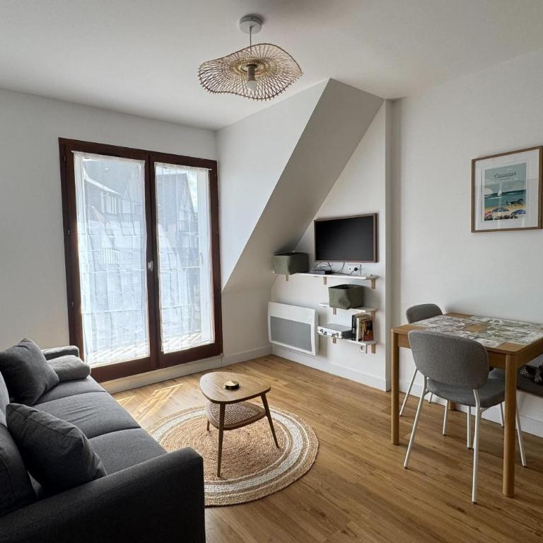 Renovated apt with view & parking in Cabourg - Apartment - 1