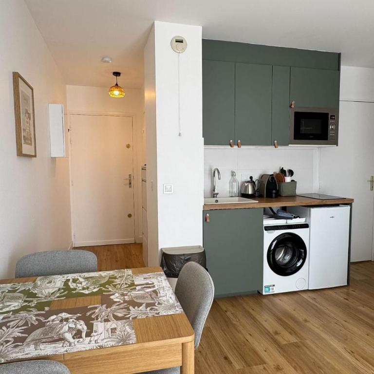 Renovated apt with view & parking in Cabourg - Apartment - 2