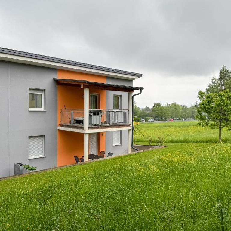 Ferienwohnung Krones - Apartment mit 1 Schlafzimmer - 24