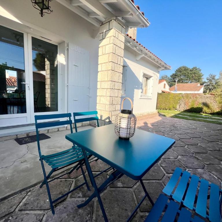 Jolie Maison 2 chambres avec Jardin à Royan - Idéal Familles - Parking Gratuit - Confort Tout équipée - Vacation Home - 4