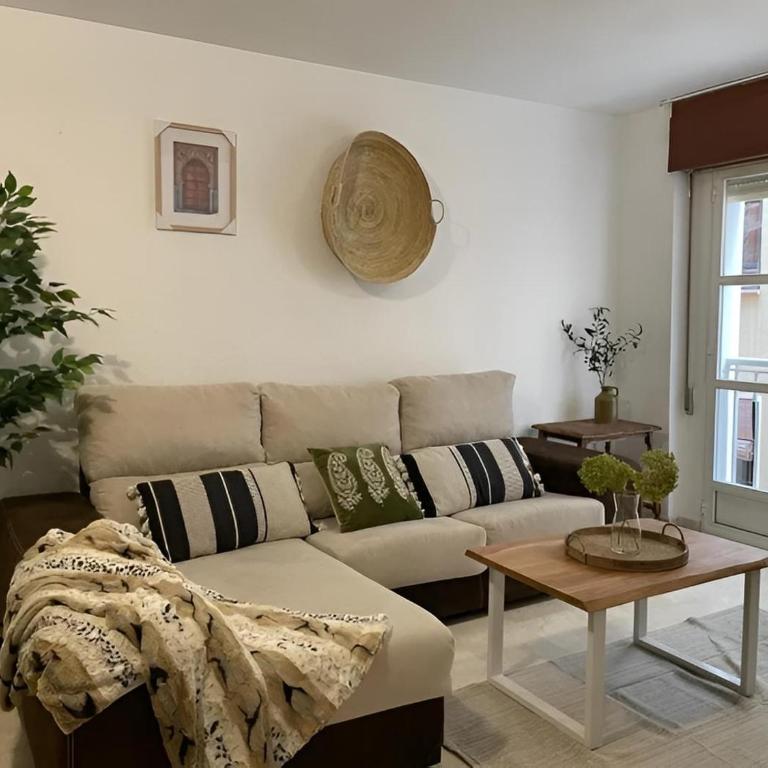 Apartamento en el Centro - Catedral cerca - Three-Bedroom Apartment - 2