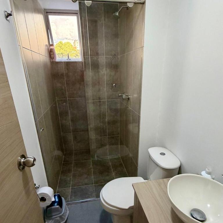 Confortable y Lindo Apto Cerca a CC, centro, Univ - Apartamento de 3 dormitorios - 11