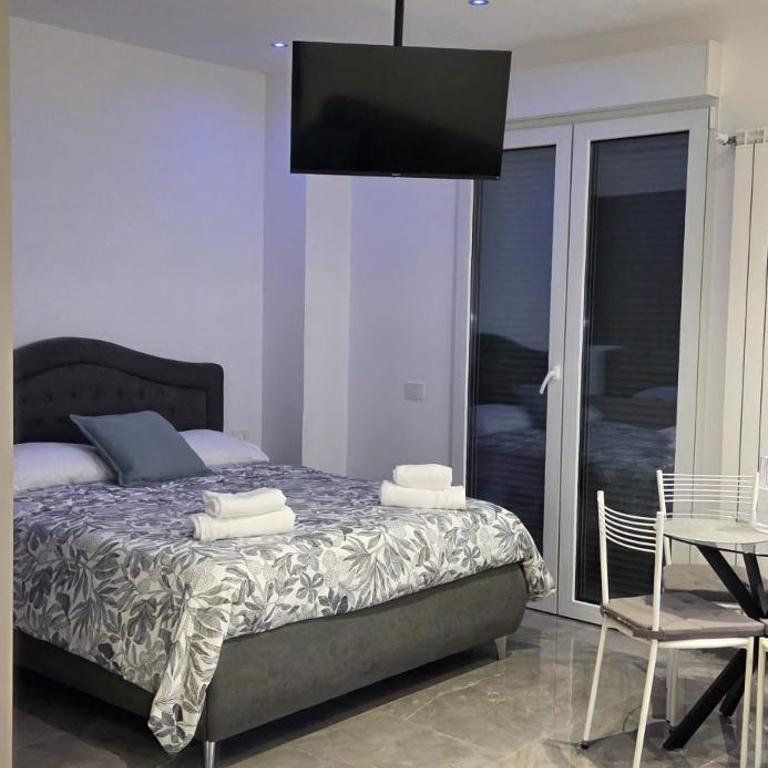 Derna suite - Appartamento con 1 Camera da Letto - 4