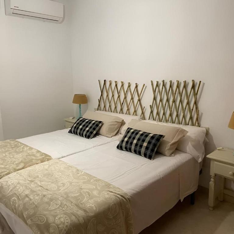 Apartamento en el Centro - Catedral cerca - Three-Bedroom Apartment - 15