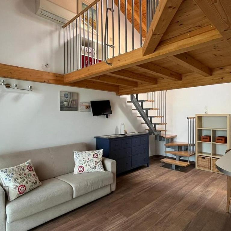 Bombyx Inn - Studio - 10