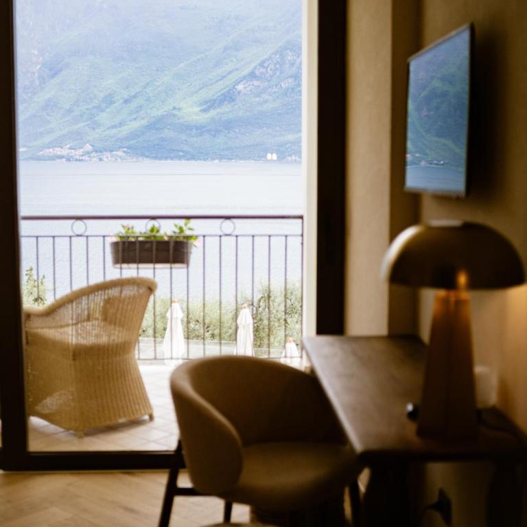 Hotel Mercedes - Camera Matrimoniale con Balcone e Vista Lago - 5