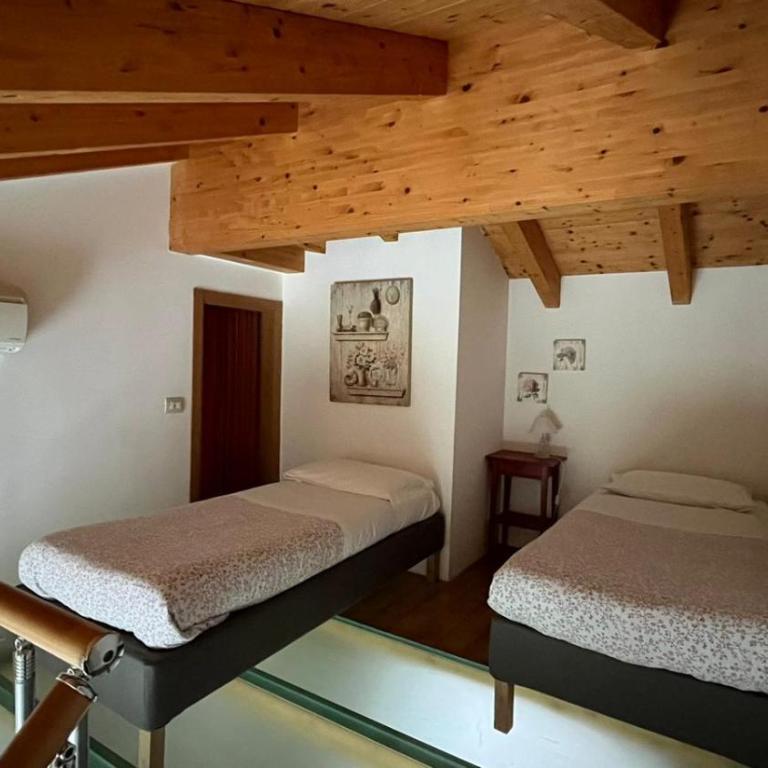 Bombyx Inn - One-Bedroom Apartment (4 Adults) - 9