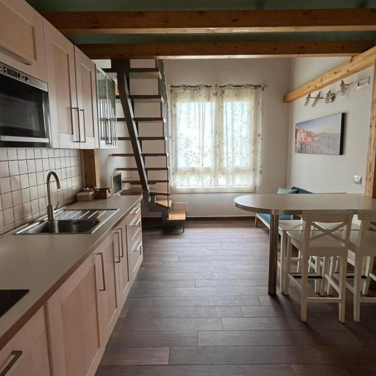 Bombyx Inn - One-Bedroom Apartment (4 Adults) - 15