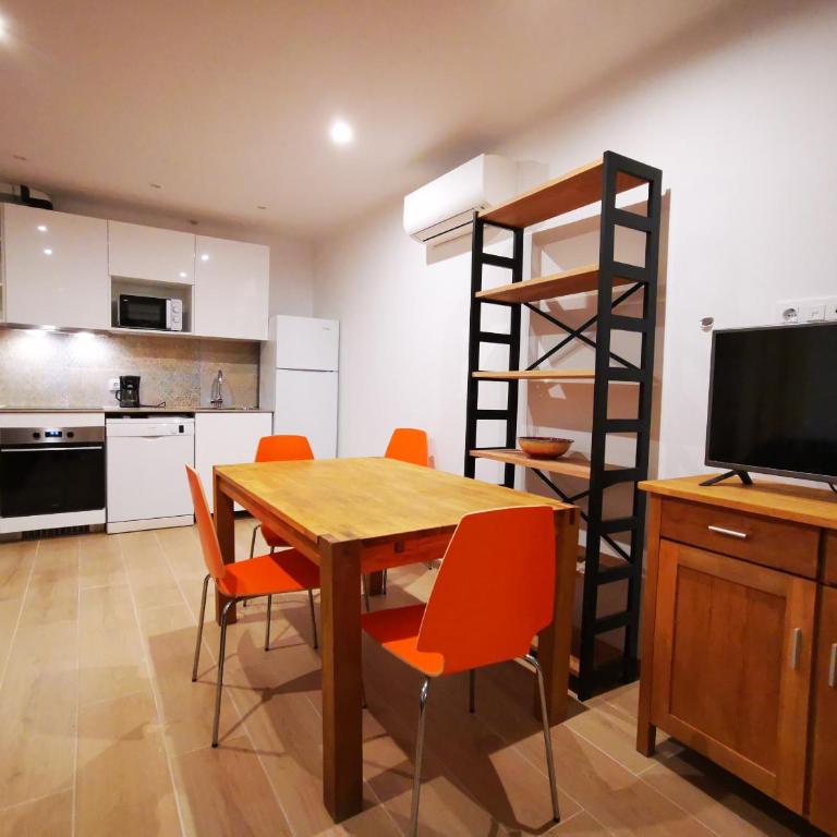 SE105 - Apartamento de 2 dormitorios con terraza y vistas al mar - 9