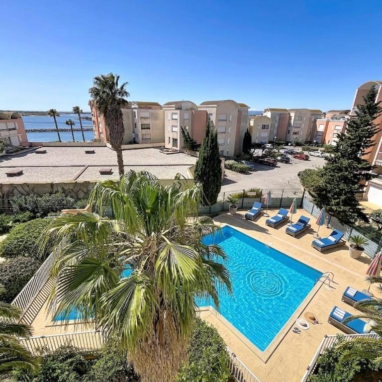 Le Briza - Piscine - Terrace avec vue sur la plage du Grazel - Appartamento con 1 Camera da Letto e Vista Mare - 8
