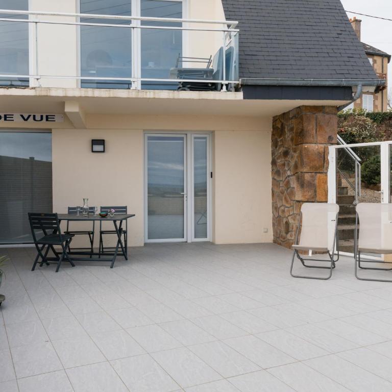 Gites Au Point De Vue - Studio Apartment with Sea View - 17