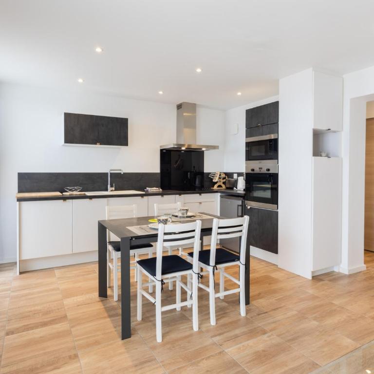 Gites Au Point De Vue - Studio Apartment with Sea View - 4