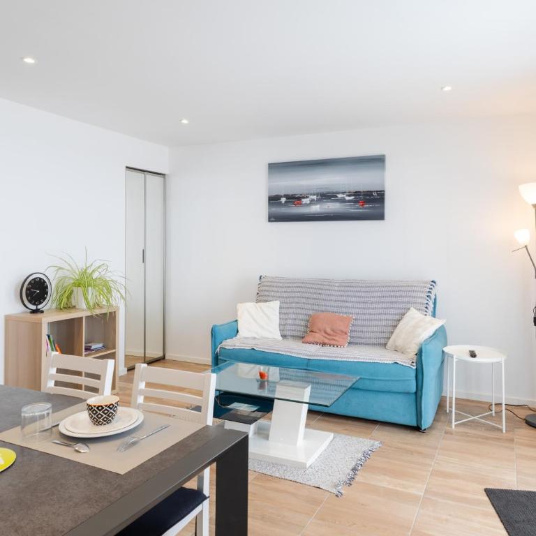 Gites Au Point De Vue - Studio Apartment with Sea View - 12