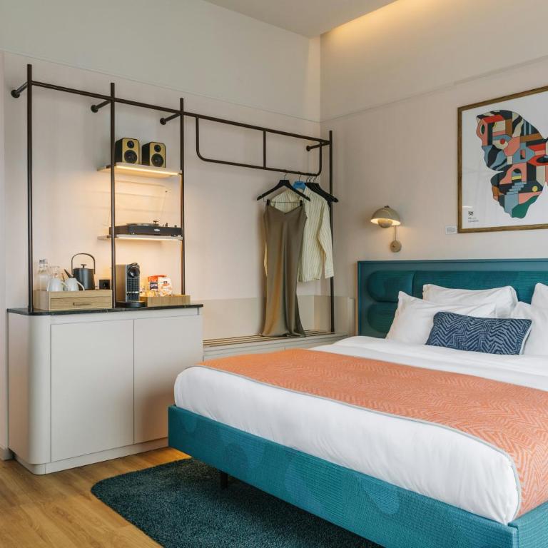 The Social Hub Barcelona Poblenou Extended Stay - Superior Double Room - 6