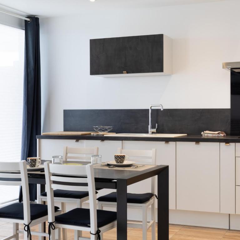 Gites Au Point De Vue - Studio Apartment with Sea View - 5