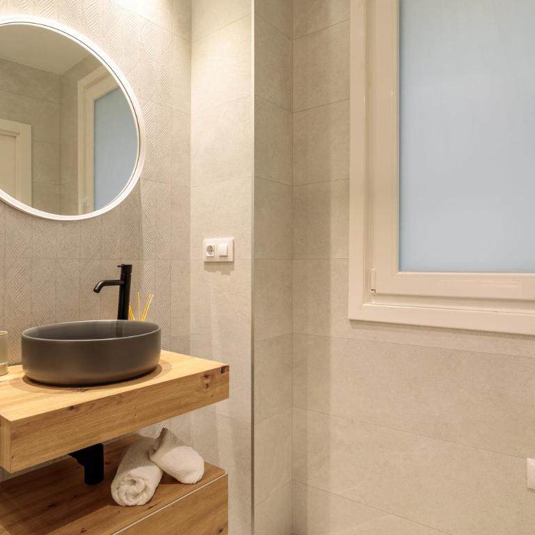 Almare con aire acondicionado y wifi - Suite - 2