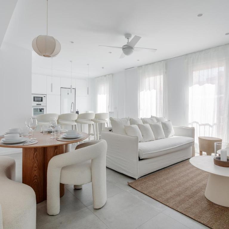 Almare con aire acondicionado y wifi - Deluxe Apartment - 2