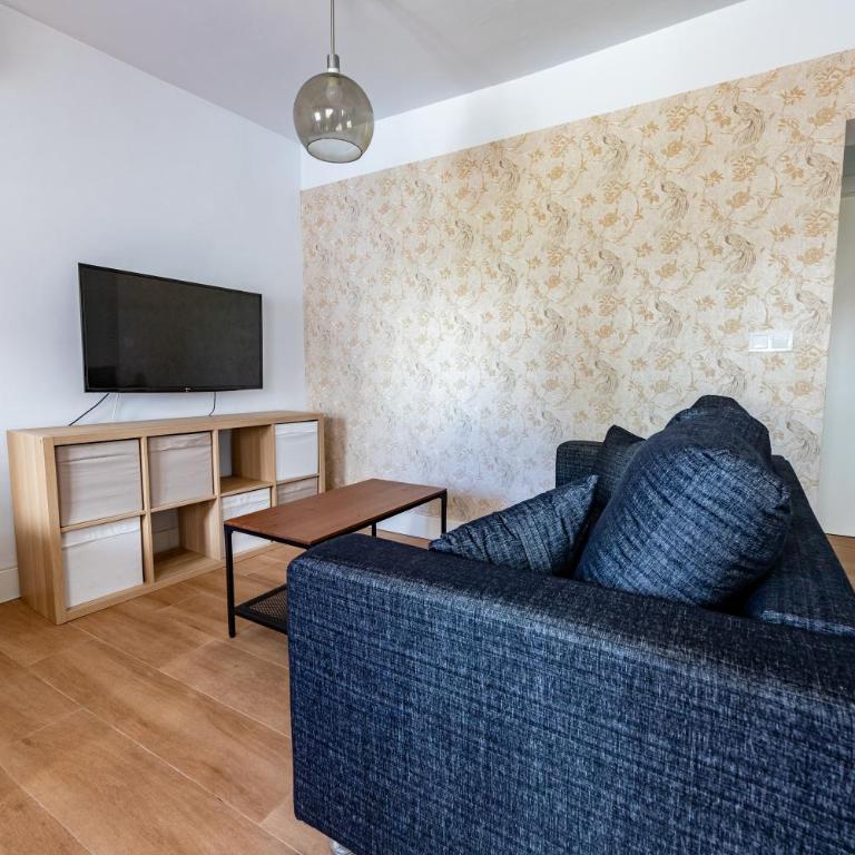 FUN BUILDING APARTMENTS by HOMEABOUT - Two-Bedroom Apartment - 6