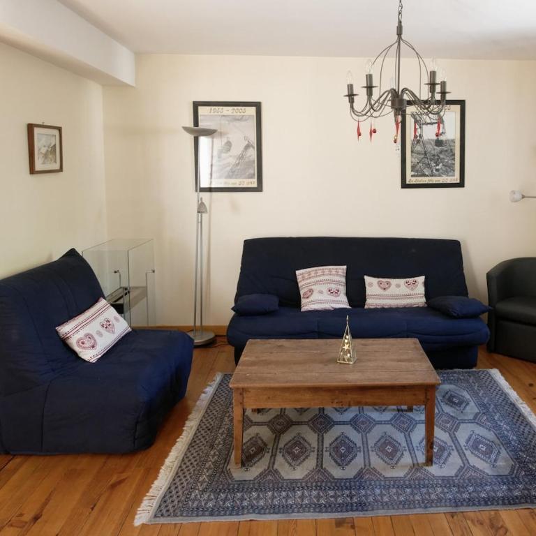 Les Volets Bleus - Maison 4 Chambres - 2