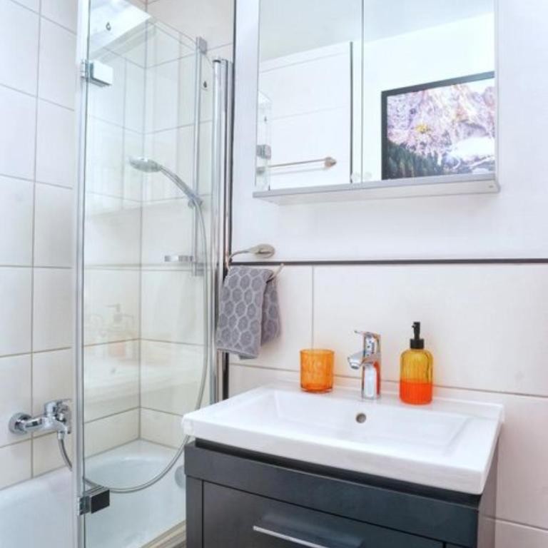 RELAX - ORANGE mit Pool und Sauna - Apartment mit 1 Schlafzimmer - 38