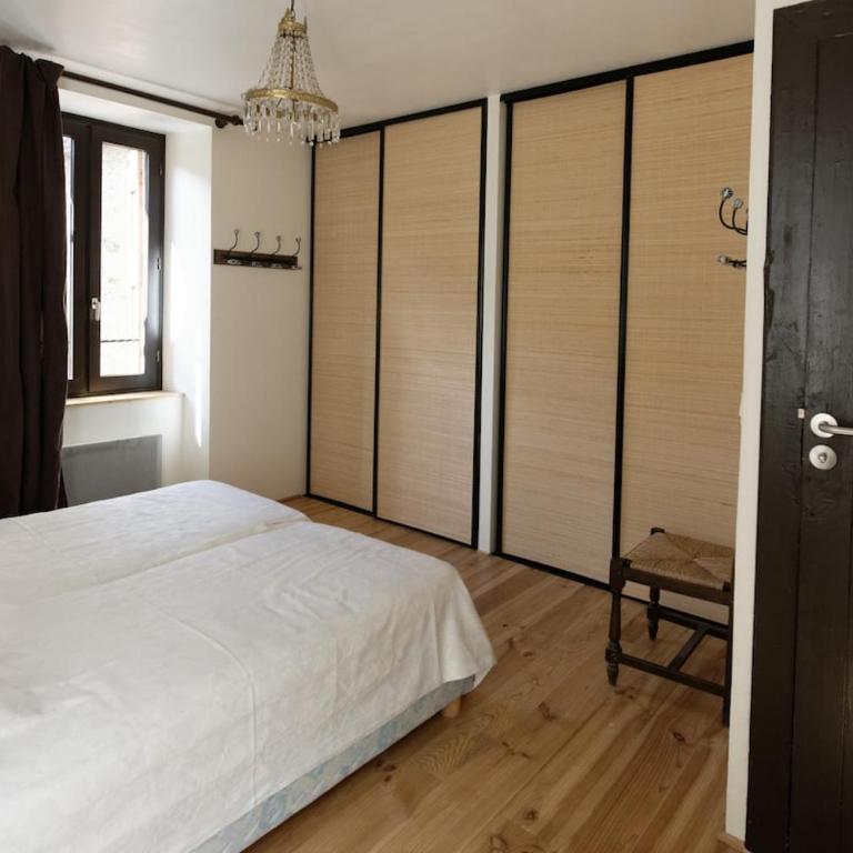 Les Volets Bleus - Maison 4 Chambres - 4