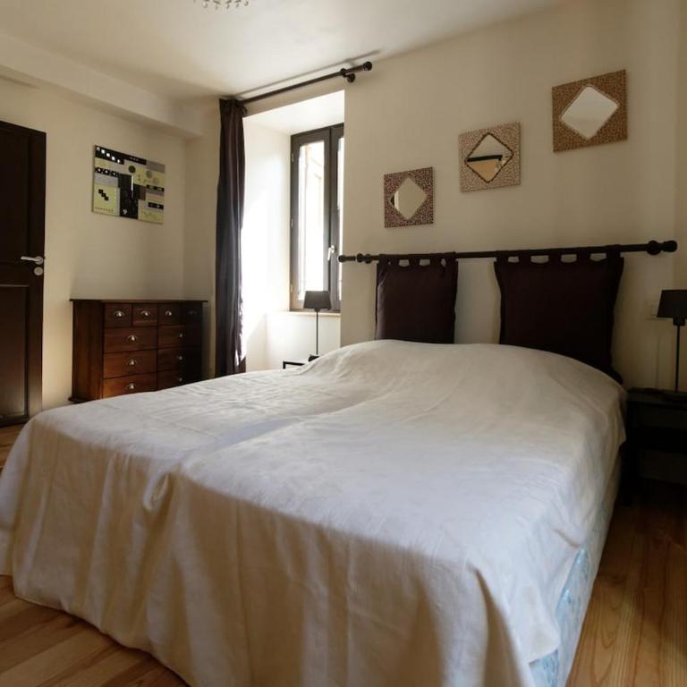 Les Volets Bleus - Maison 4 Chambres - 6