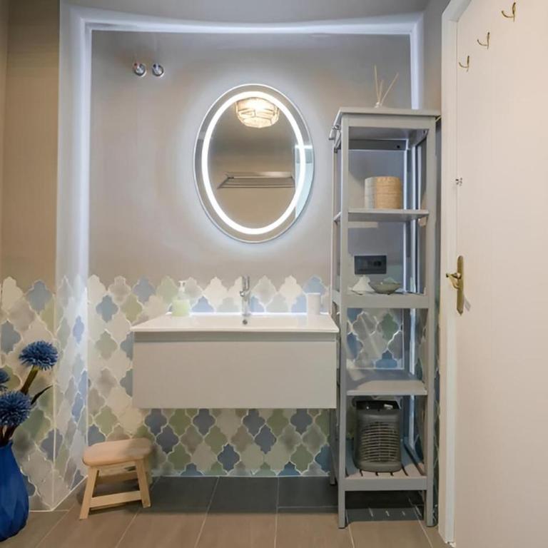 Apartamento con Terraza - Centro de Granada - Two-Room Apartment - 14