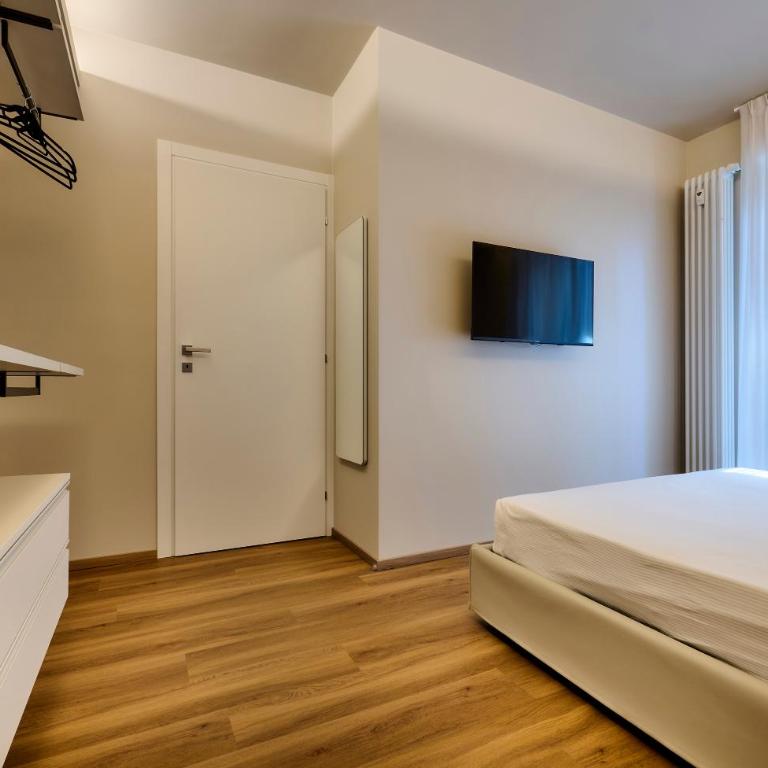 Bilocale elegante- viale Turati, Lecco - Appartamento con 1 Camera da Letto - 4