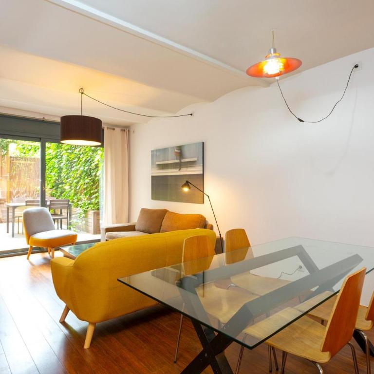 Palauet Tres Torres B - Two-Bedroom Apartment - 8
