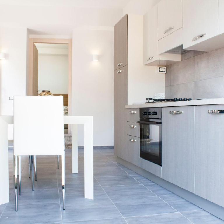 Casa Corvaja - Appartamento con 2 Camere da Letto, Terrazza e Vista Mare - 4