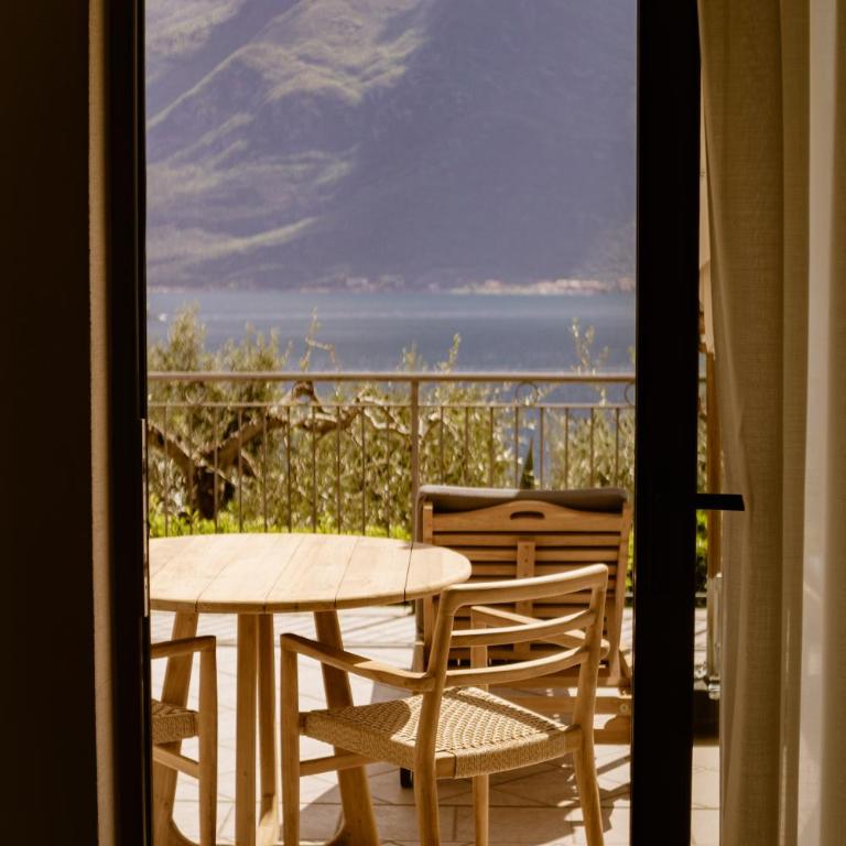 Hotel Mercedes - Camera Matrimoniale con Terrazza e con Vista Lago - 6