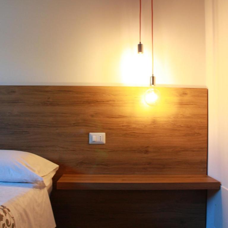 Casa Corvaja - Appartamento con 2 Camere da Letto, Terrazza e Vista Mare - 13