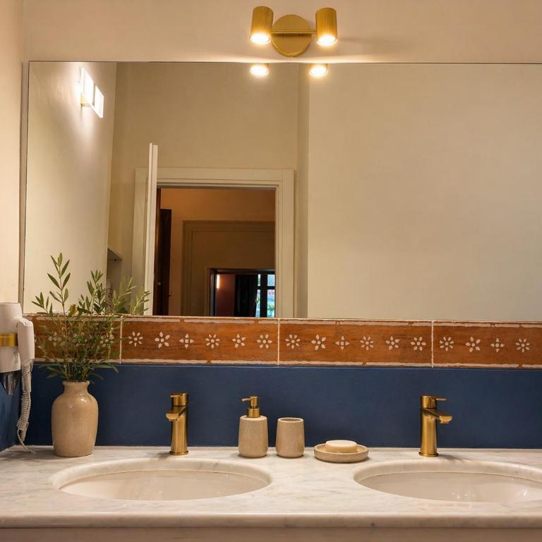 Verdura Heritage Historical Suite - Superior Queen Room - 3