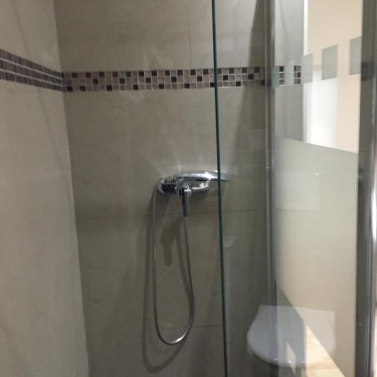 Appart hyper centre Nice - Appartement 3 Chambres - Étage Supérieur - 17