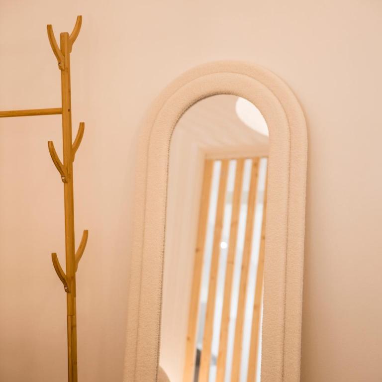 Mahon 1BR Superior Apartment - Quiet, Near Tram, Metro, Duomo, Station - Appartamento Superior con 1 Camera da Letto - 35