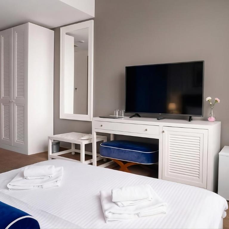 Hotel Passport - Double Room - 25
