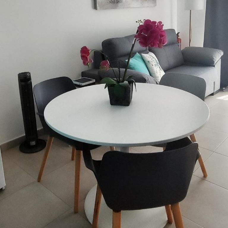 Disfruta Sol & Playa en Corralejo II - One-Bedroom Apartment - 6